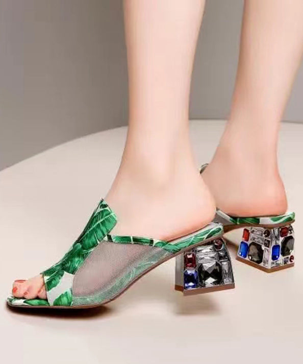 Polished Sandals with an Effortless Classic Look