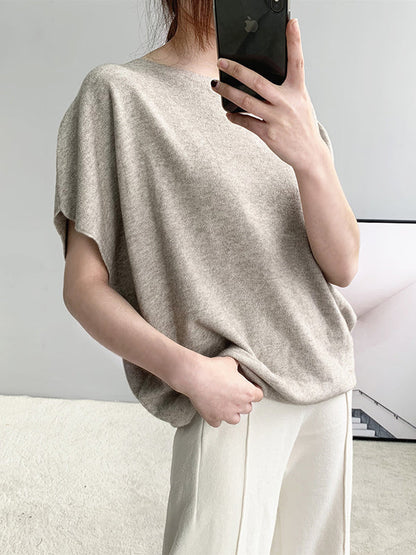 Effortlessly Elegant Sweater with a Timeless Design