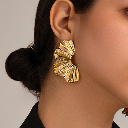 A Vintage Style Garment with Delicate Timeless Details