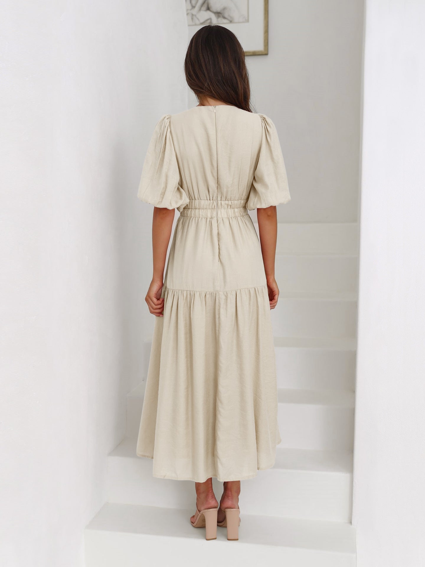 Beautifully Crafted Dress in a Classic Style