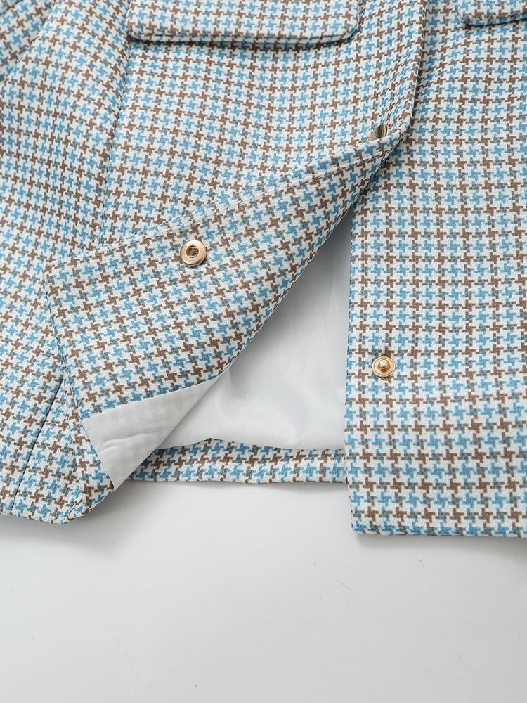 Classic Vintage Cardigan with a Flattering Fit