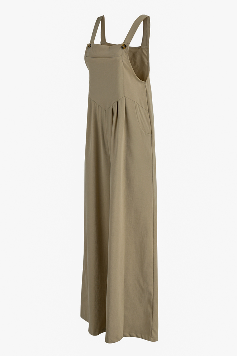 Gracefully Styled Garment for Any Occasion