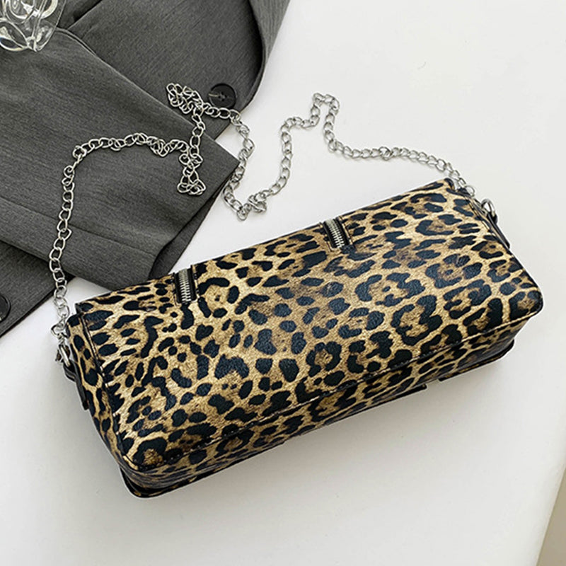 Classic Vintage Bag with a Flattering Fit
