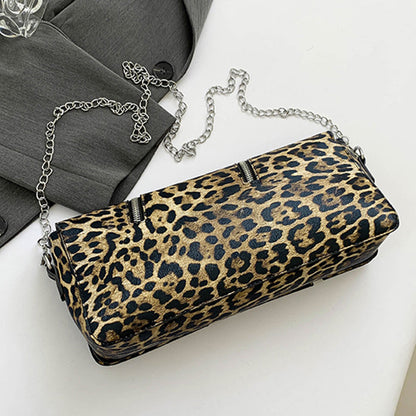 Classic Vintage Bag with a Flattering Fit