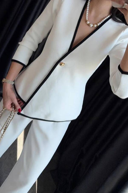 Sophisticated Jacket with a Clean Classic Look