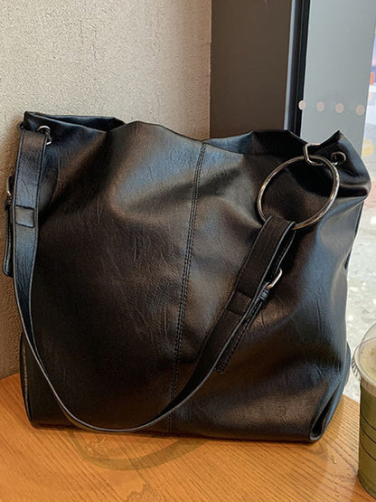 Effortlessly Elegant Bag with a Timeless Design