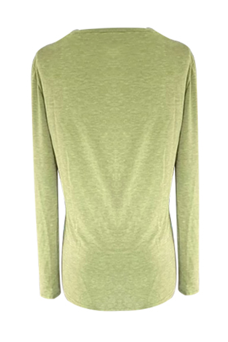 Polished Top with an Effortless Classic Look