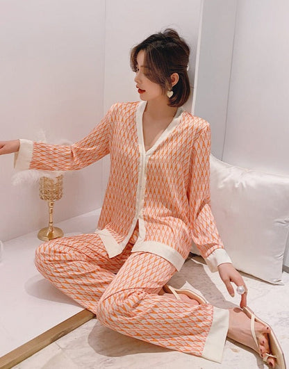 Well Tailored Garment with a Graceful Silhouette