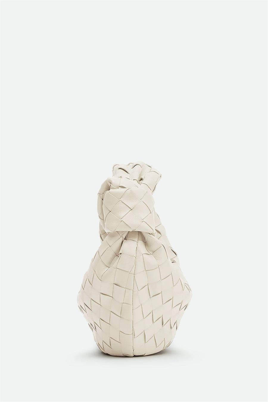 Effortlessly Elegant Bag with a Timeless Design