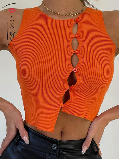 Beautifully Finished Top in a Timeless Design
