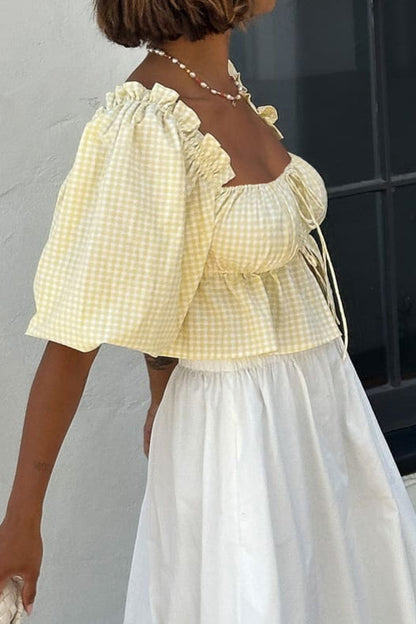 Elegantly Styled Blouse for Everyday Wear