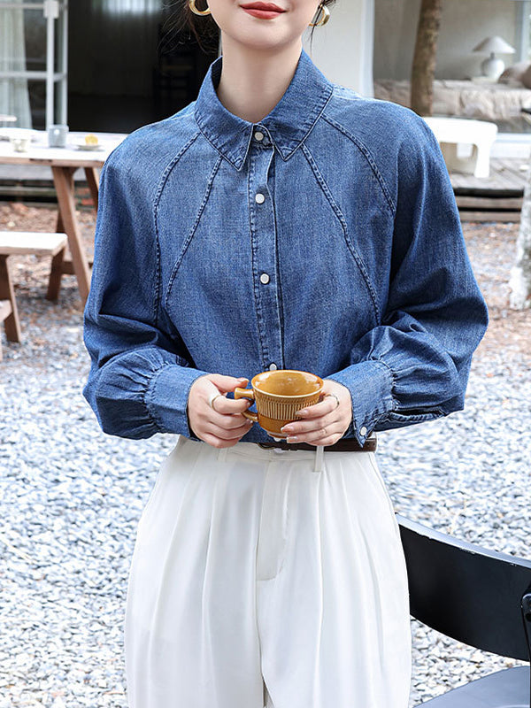 Classic Vintage Blouse with a Flattering Fit