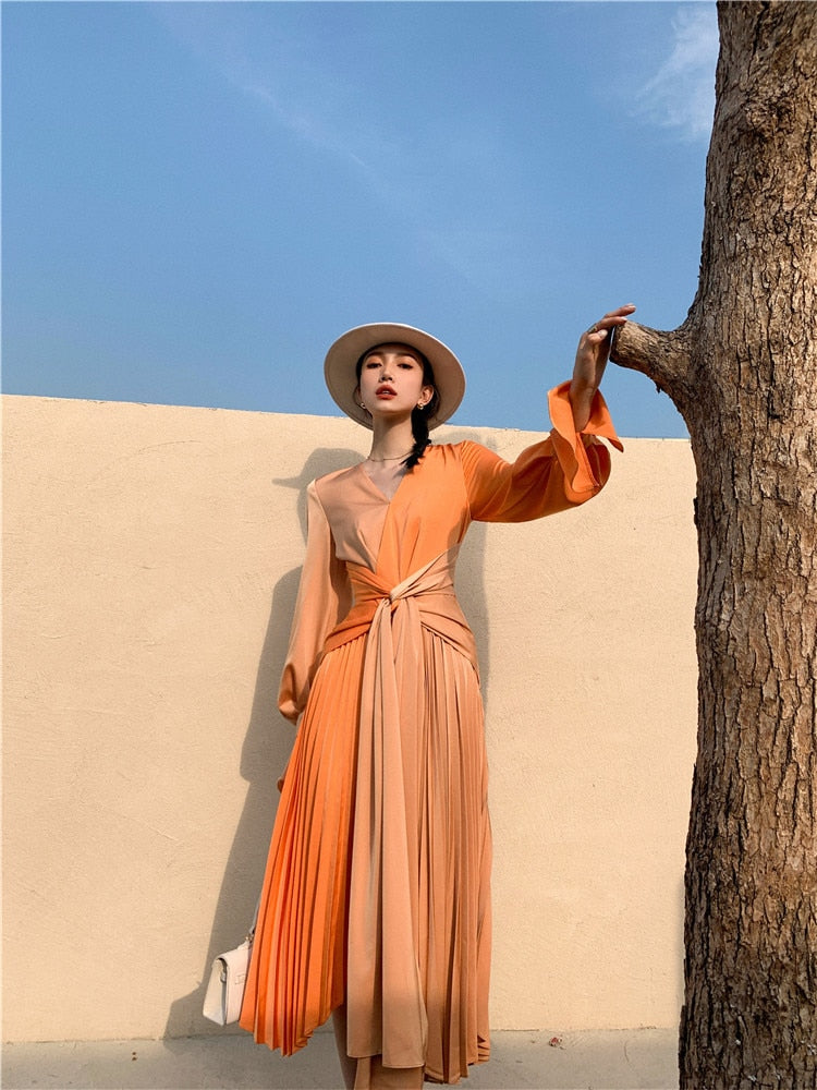 Classic Vintage & Enduringly Stylish Dress