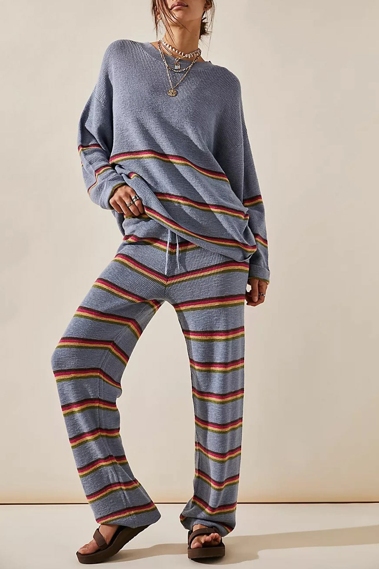 Classic Vintage Sweater with a Flattering Fit