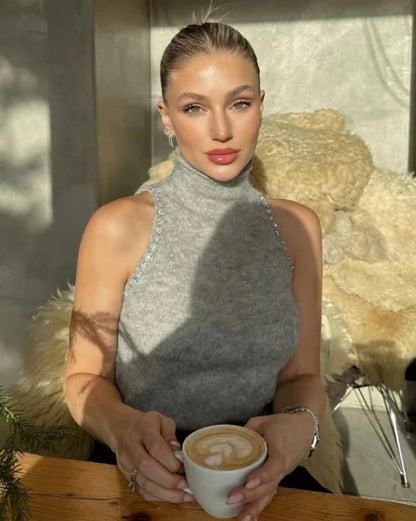 Classic Vintage Sweater with a Flattering Fit