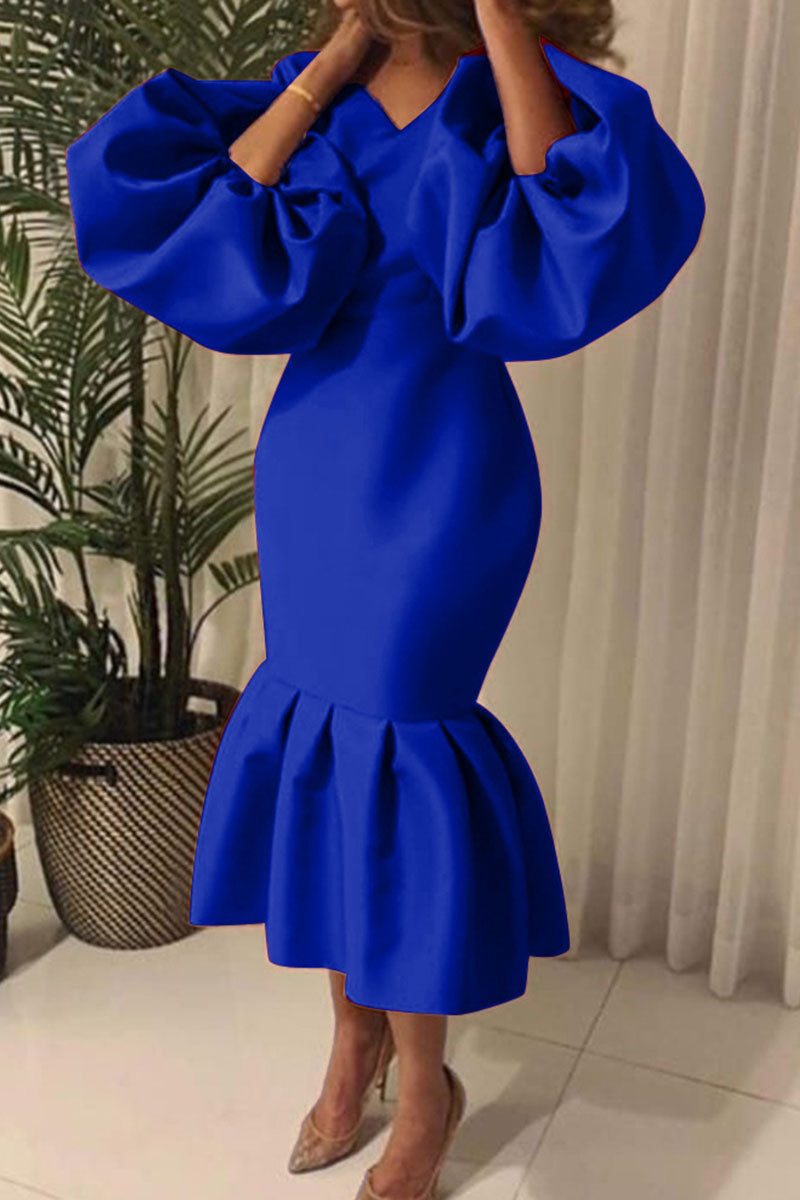 Classic Vintage Dress with a Flattering Fit