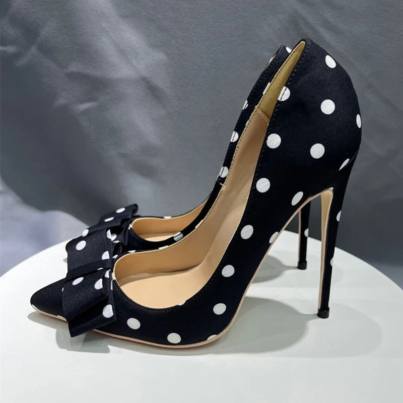 Polished Heels with an Effortless Classic Look