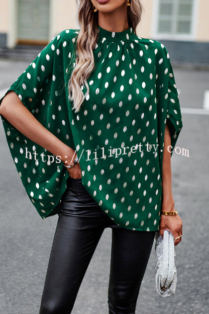 Effortlessly Elegant Blouse with a Timeless Design