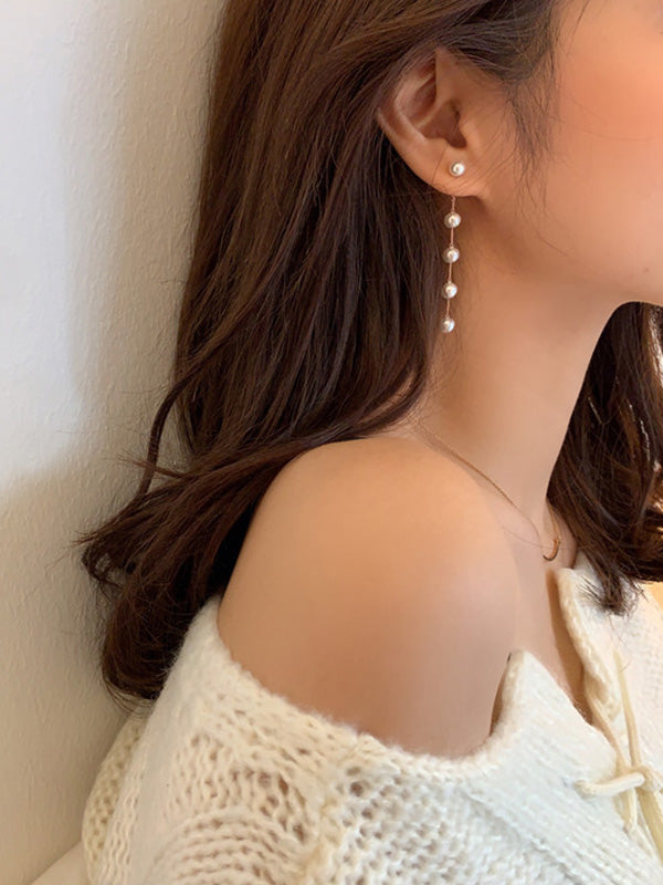 Sophisticated Garment with a Clean Classic Look