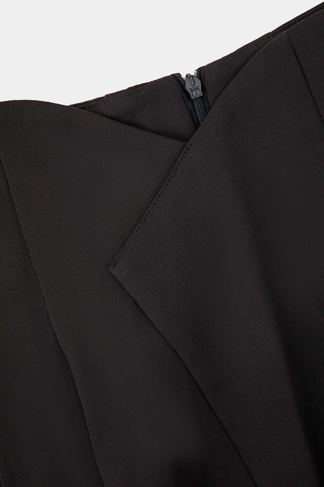 A Vintage Style Trousers with Delicate Timeless Details
