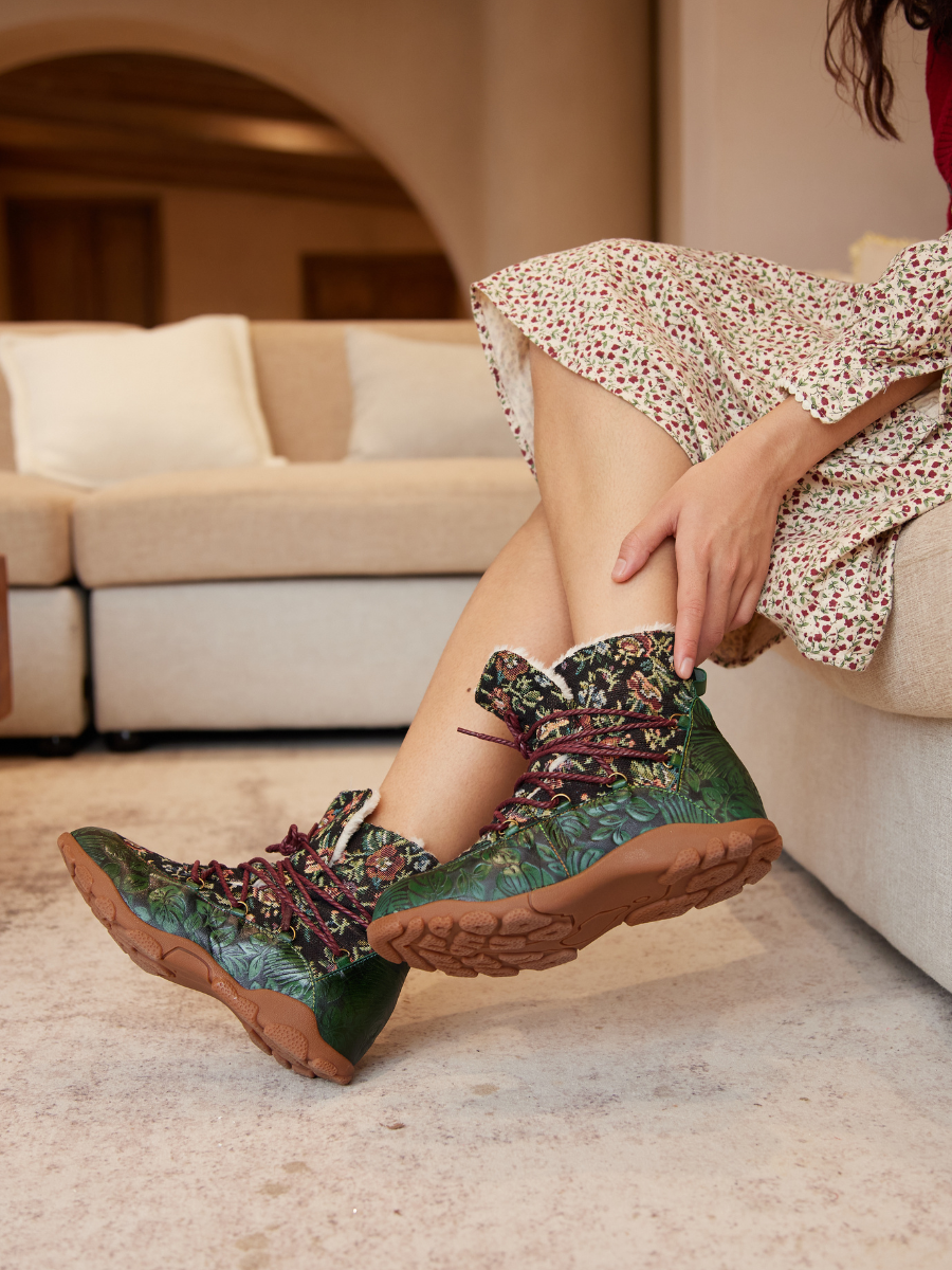 Beautifully Finished Boots in a Timeless Design