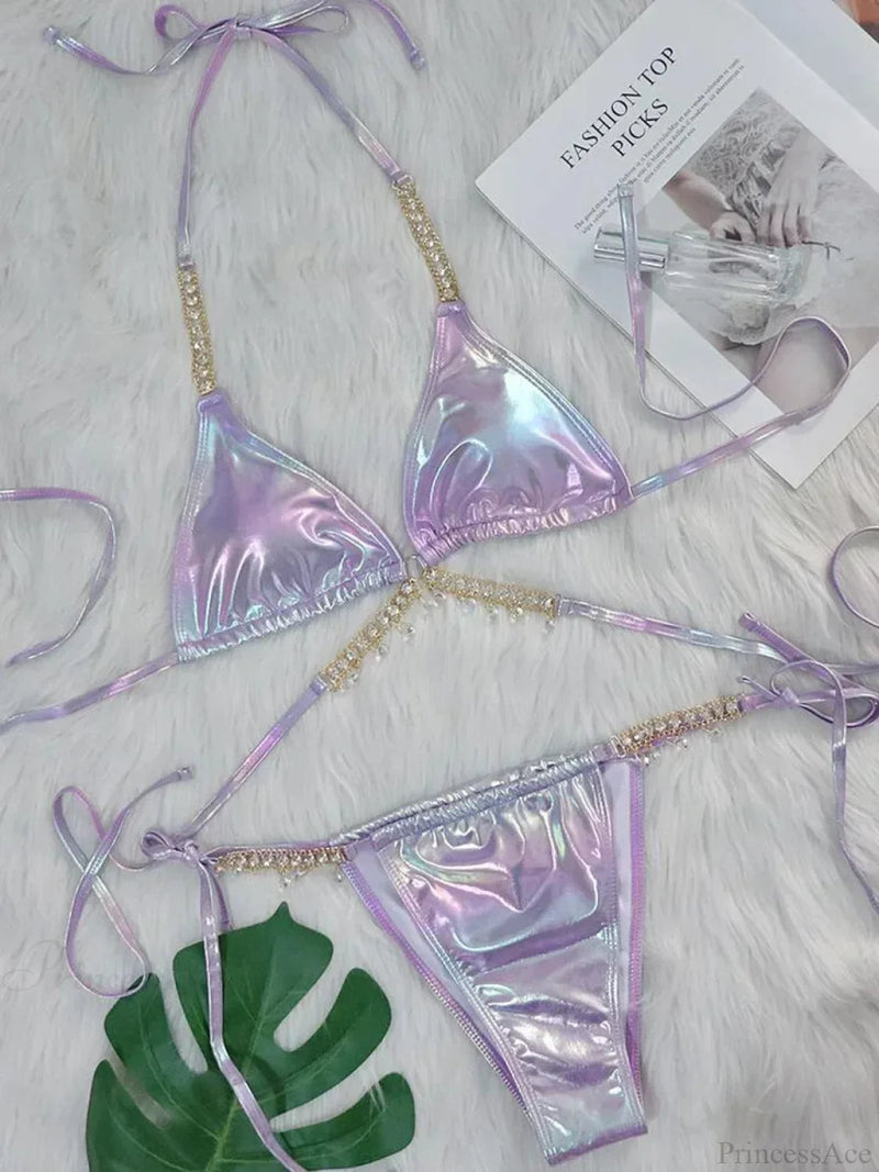 Beautifully Finished Bikini in a Timeless Design