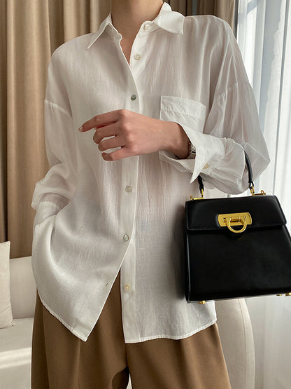 Classic Vintage Blouse with a Flattering Fit