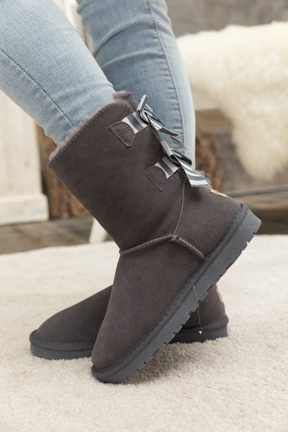 Gracefully Styled Boots for Any Occasion