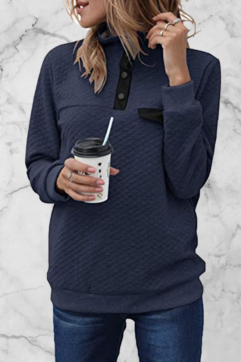 Effortlessly Elegant Garment with a Timeless Design