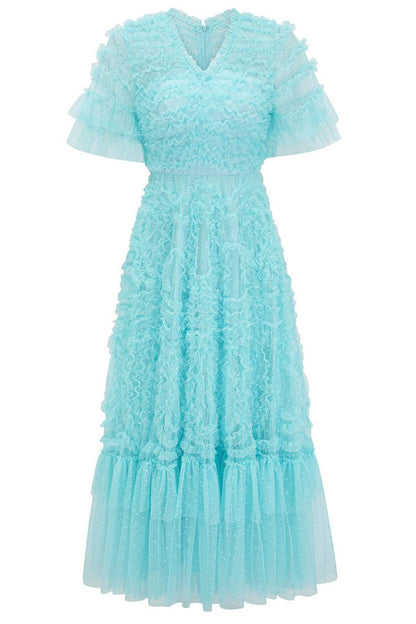 Effortlessly Elegant Dress with a Timeless Design