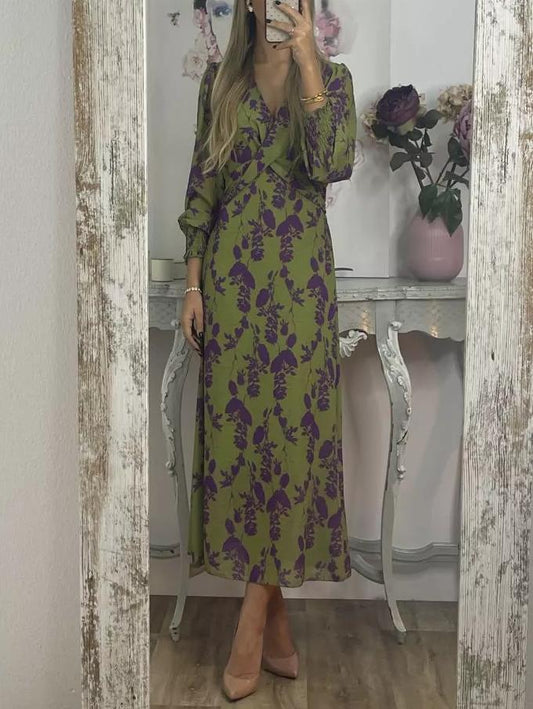Classic Vintage & Enduringly Stylish Dress