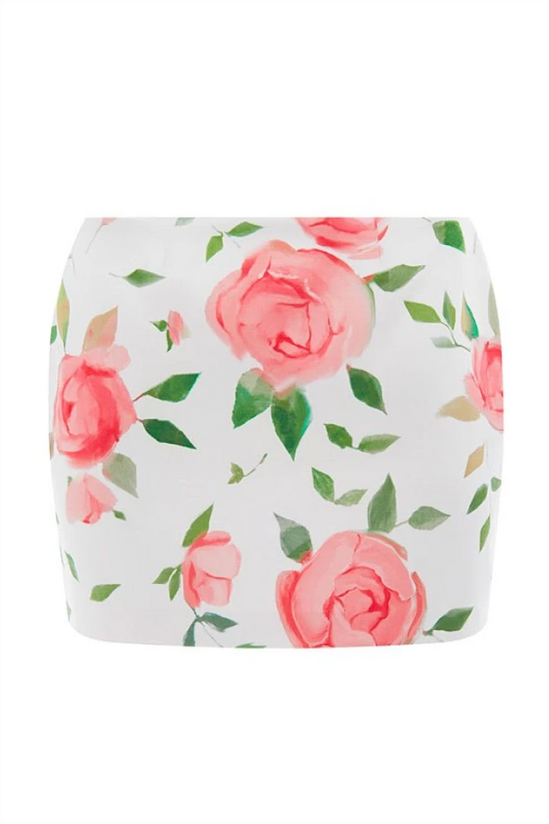Gracefully Styled Garment for Any Occasion