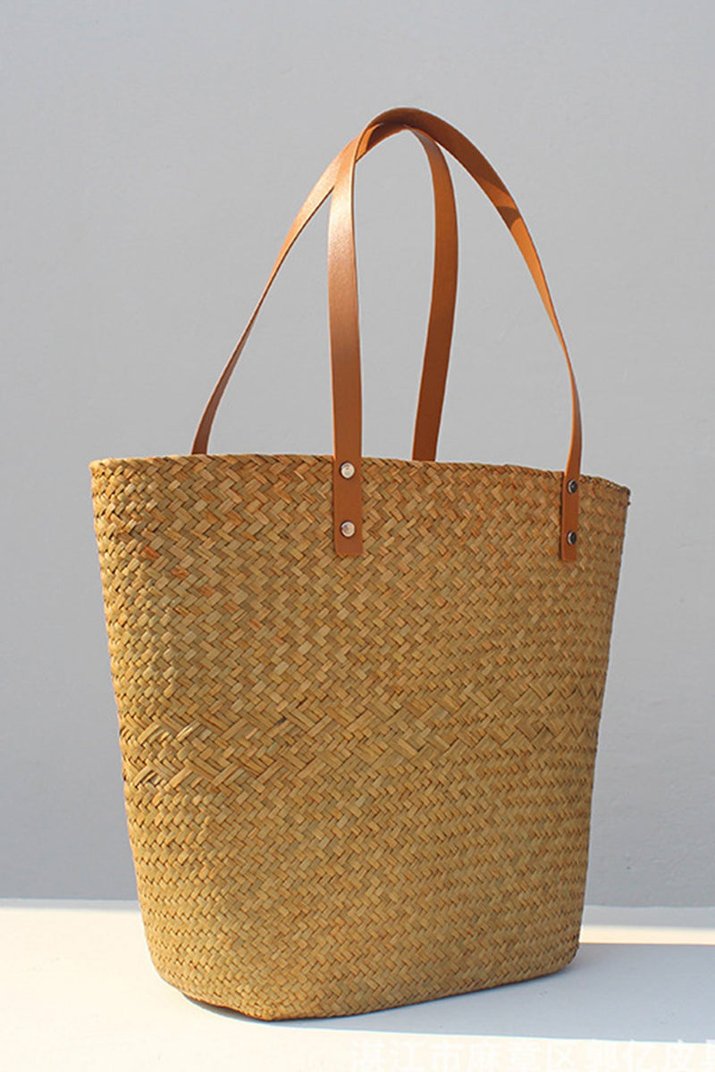 Polished Bag with an Effortless Classic Look
