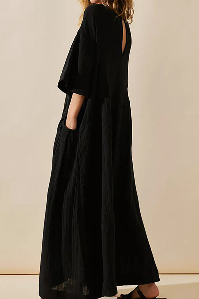 Effortlessly Elegant Dress with a Timeless Design
