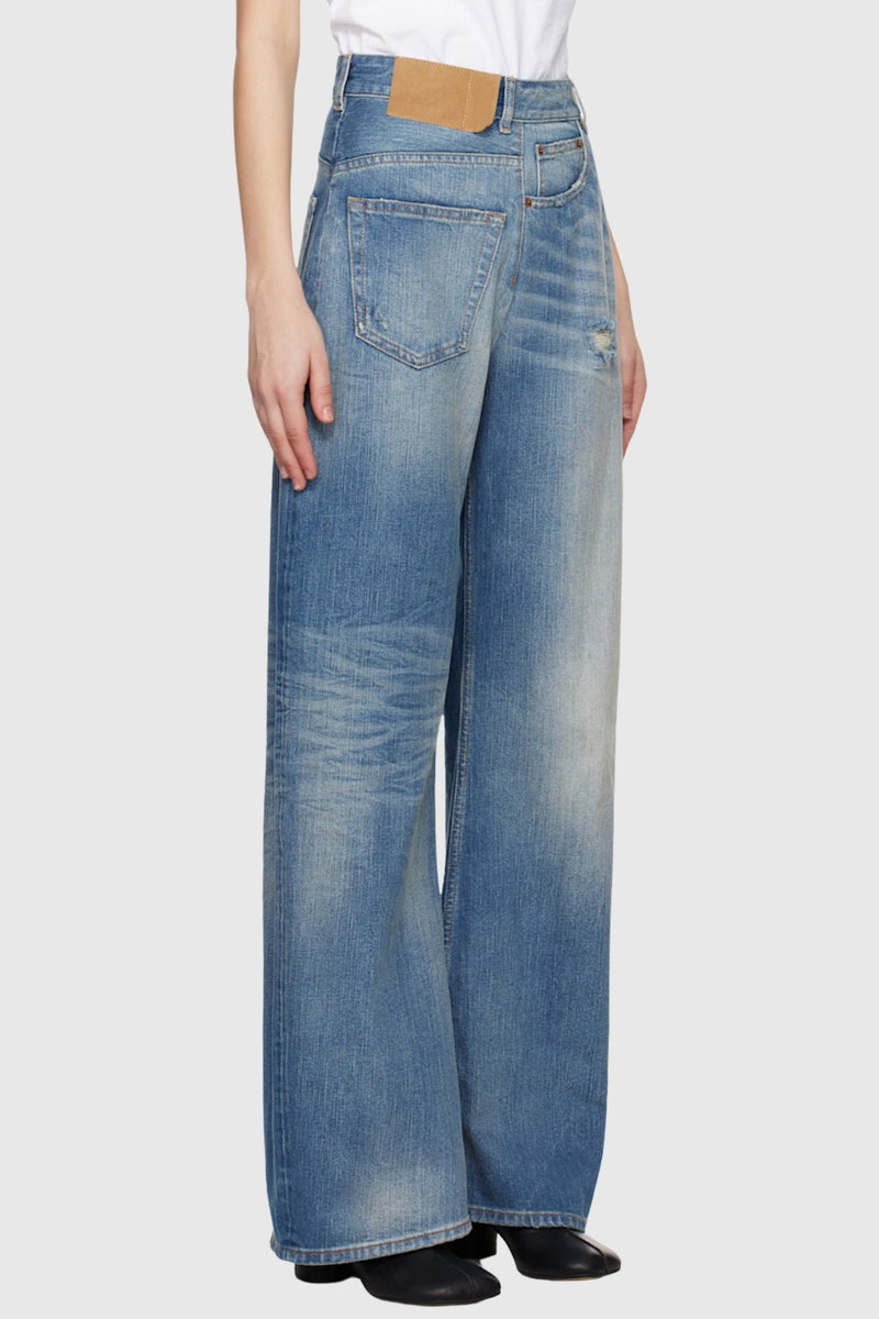 Beautifully Crafted Garment in a Classic Style