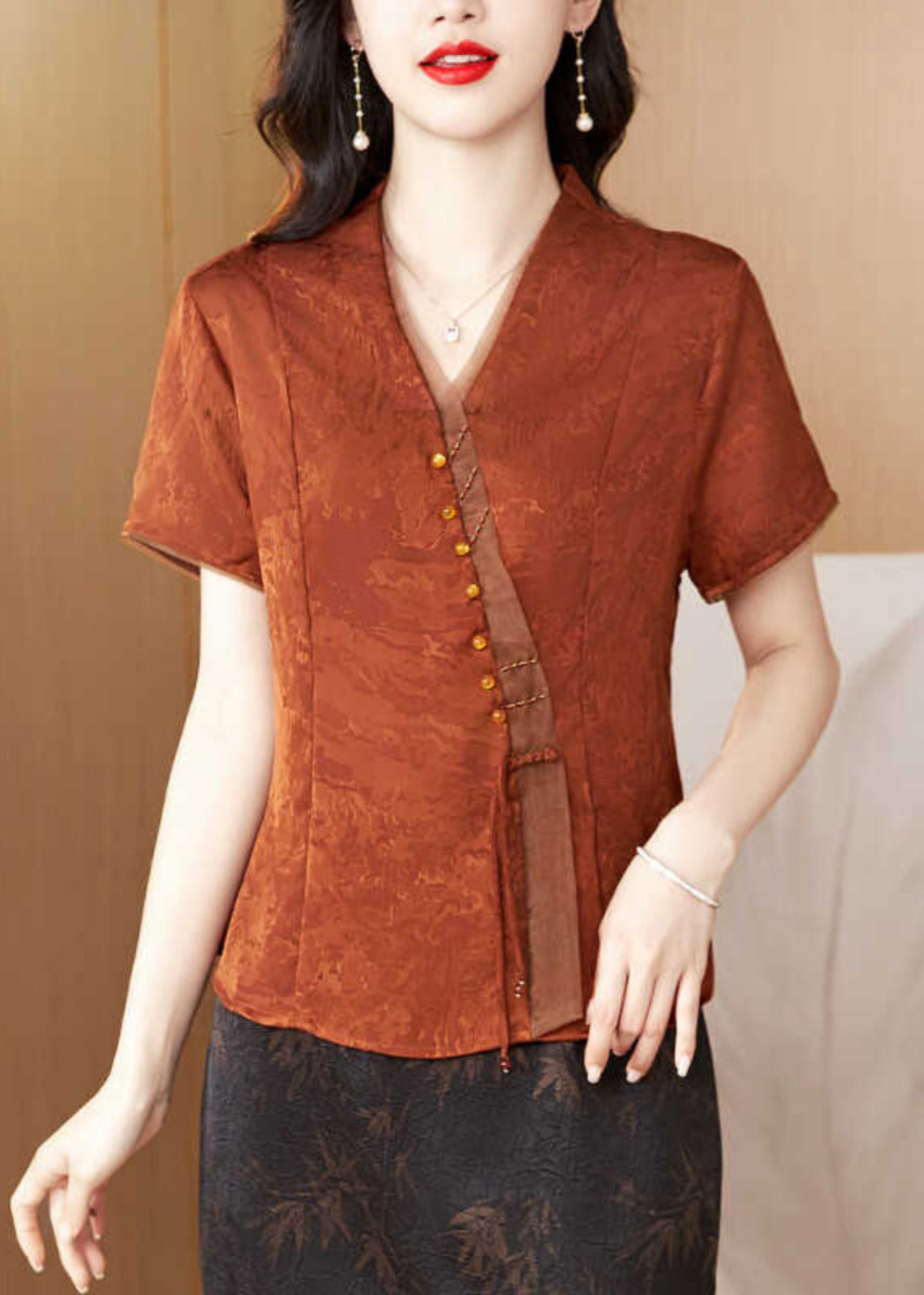 Beautifully Finished Blouse in a Timeless Design