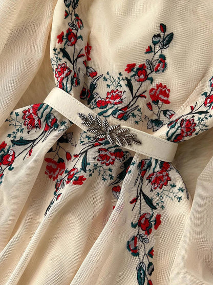 Beautifully Crafted Dress in a Classic Style