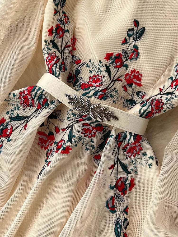 Beautifully Crafted Dress in a Classic Style