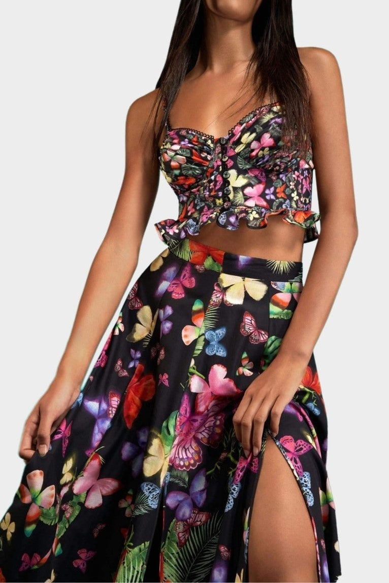 Beautifully Balanced Top with Timeless Character