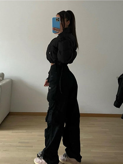 Well Tailored Trousers with a Graceful Silhouette