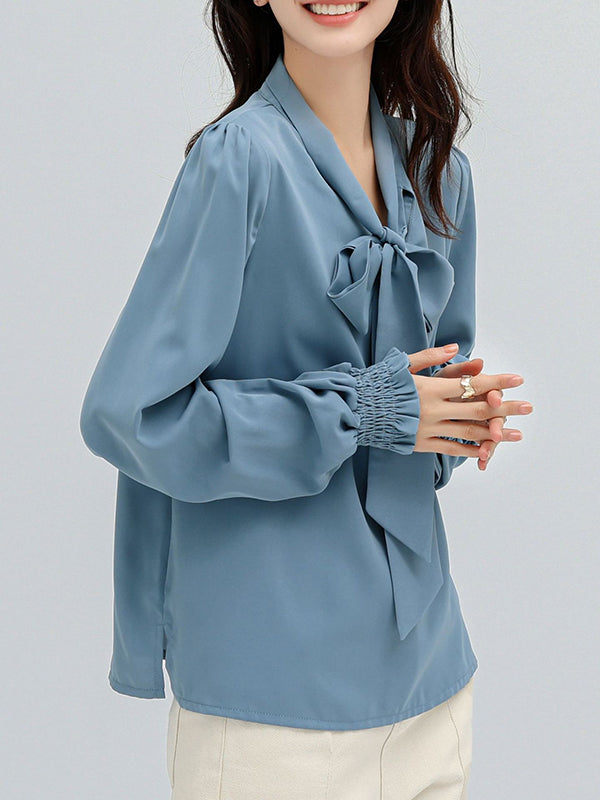 Gracefully Styled Blouse for Any Occasion