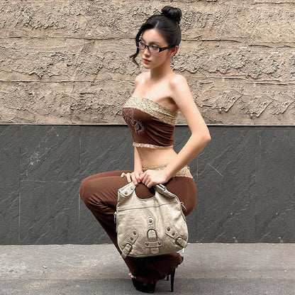 Elegantly Styled Pants for Everyday Wear