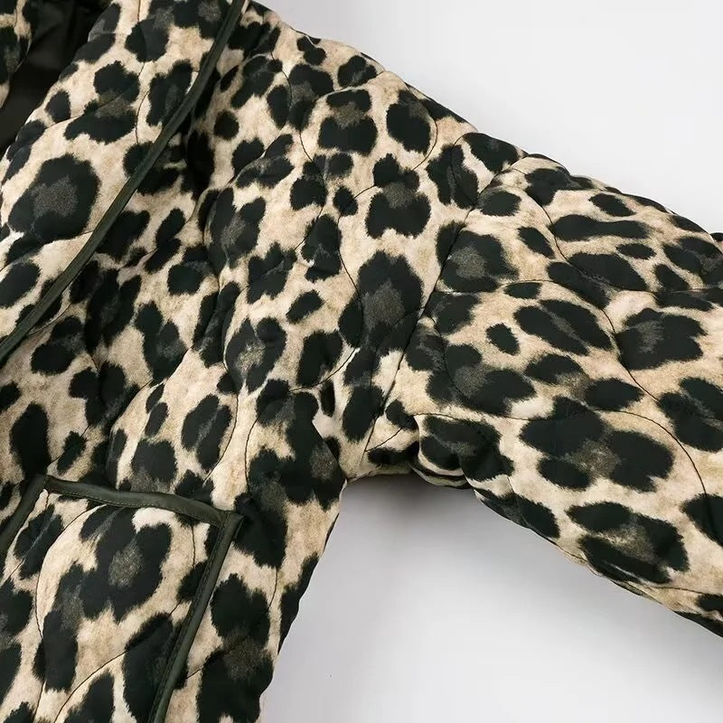 Elegantly Styled Jacket for Everyday Wear