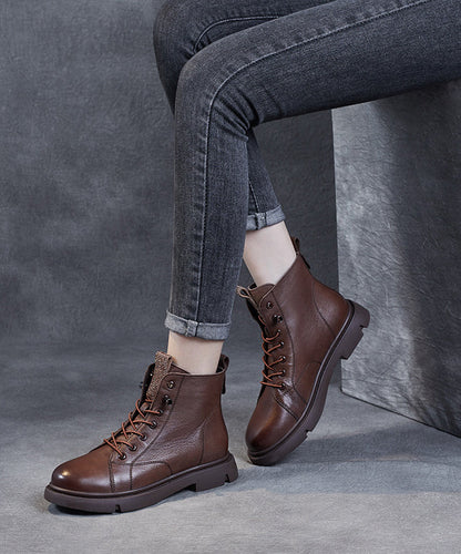 Polished Boots with an Effortless Classic Look