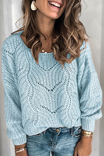 Beautifully Finished Sweater in a Timeless Design