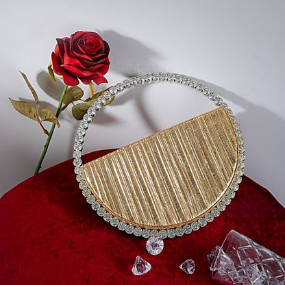 Gracefully Styled Garment for Any Occasion