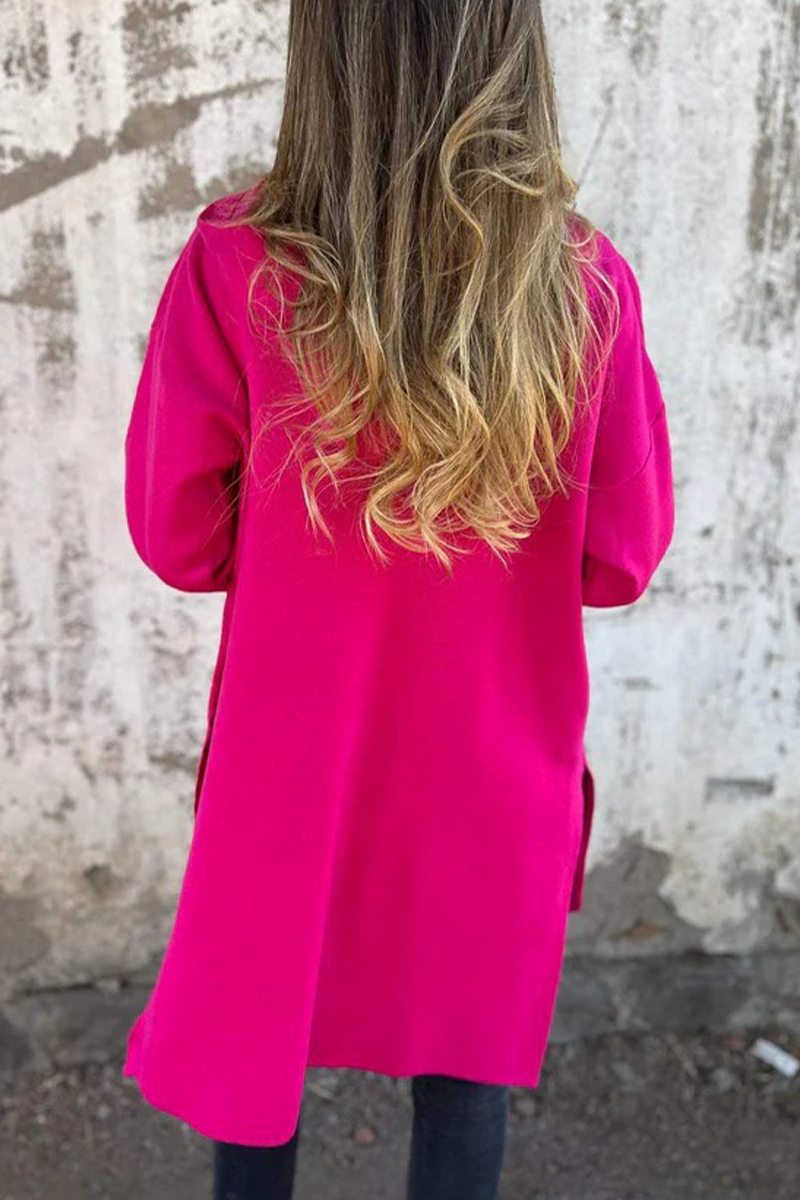 Effortlessly Elegant Garment with a Timeless Design