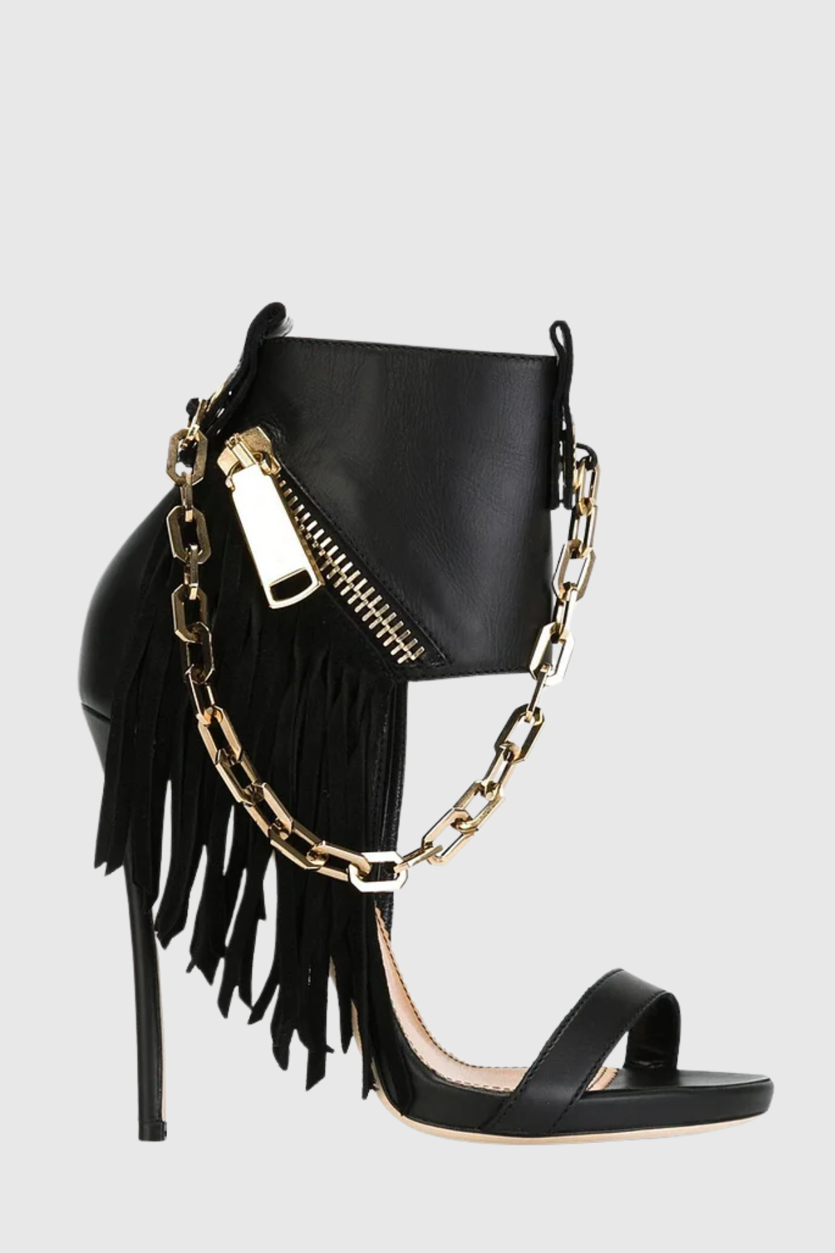 Effortlessly Elegant Sandals with a Timeless Design