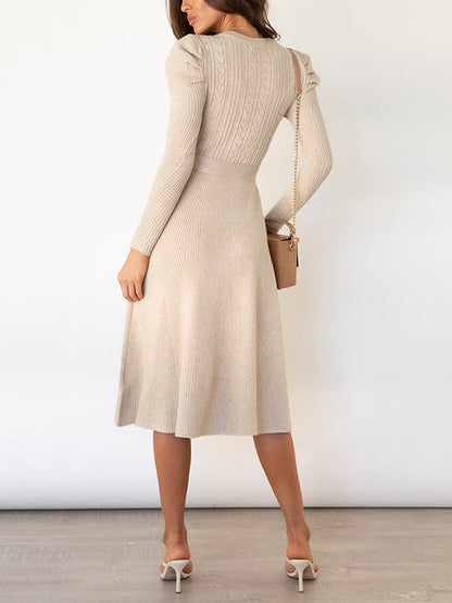 Effortlessly Elegant Sweater with a Timeless Design