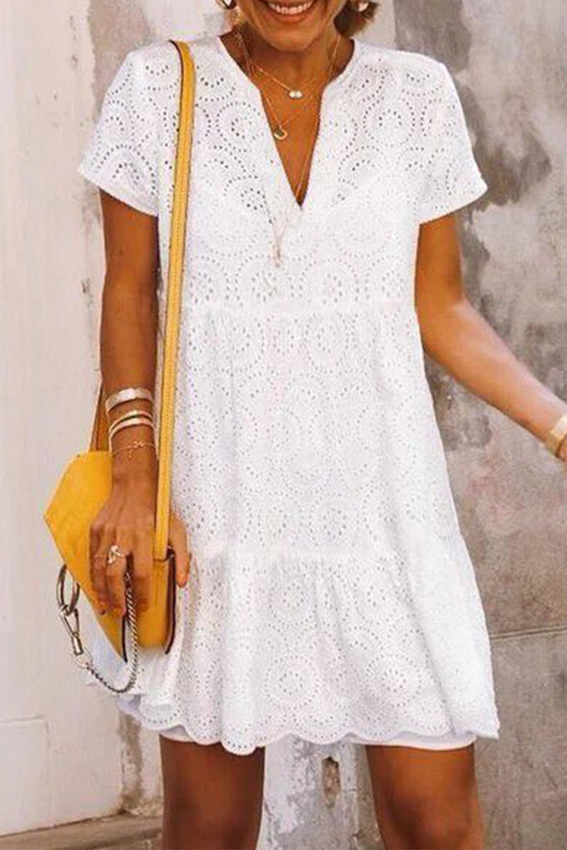 Gracefully Styled Dress for Any Occasion